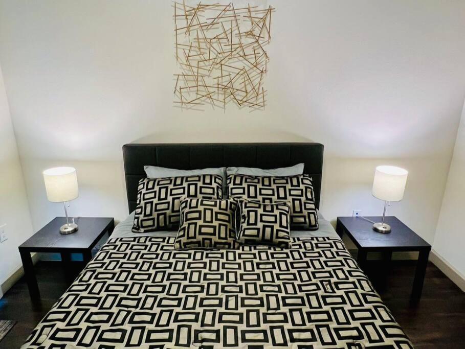 Apto 1 Bed - Kitchen - Free Parking Apartment Houston Ngoại thất bức ảnh