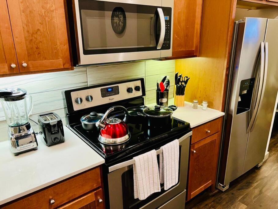 Apto 1 Bed - Kitchen - Free Parking Apartment Houston Ngoại thất bức ảnh