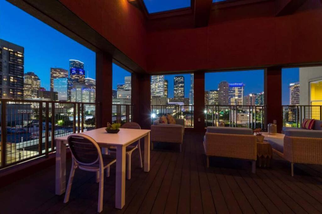 Apto 1 Bed - Kitchen - Free Parking Apartment Houston Ngoại thất bức ảnh